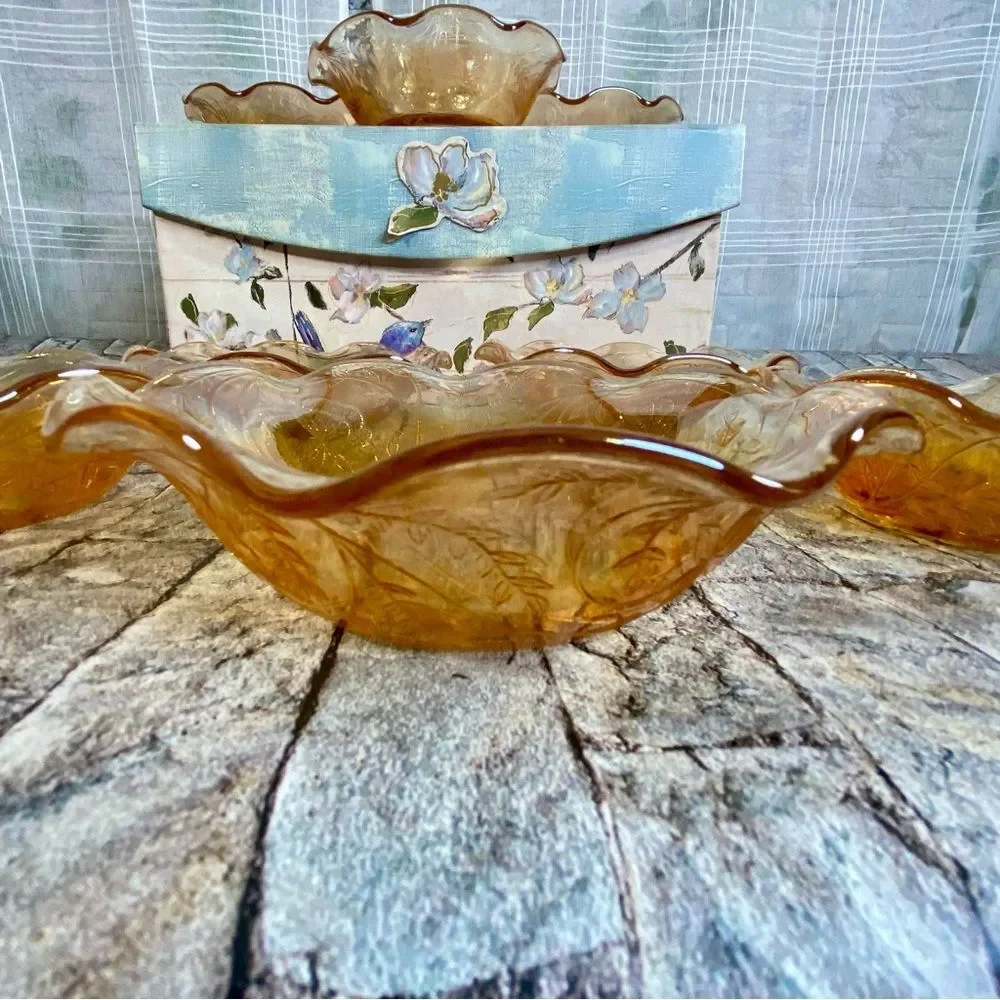 Carnival Glass Scalloped Bowls Vtg Floral Etched 8 Pcs Set Iridescent Elegant
